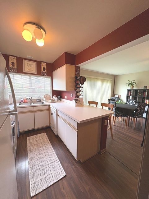 Tiny photo for 2038 College Green Drive, Elgin, IL 60123 (MLS # 12478375)