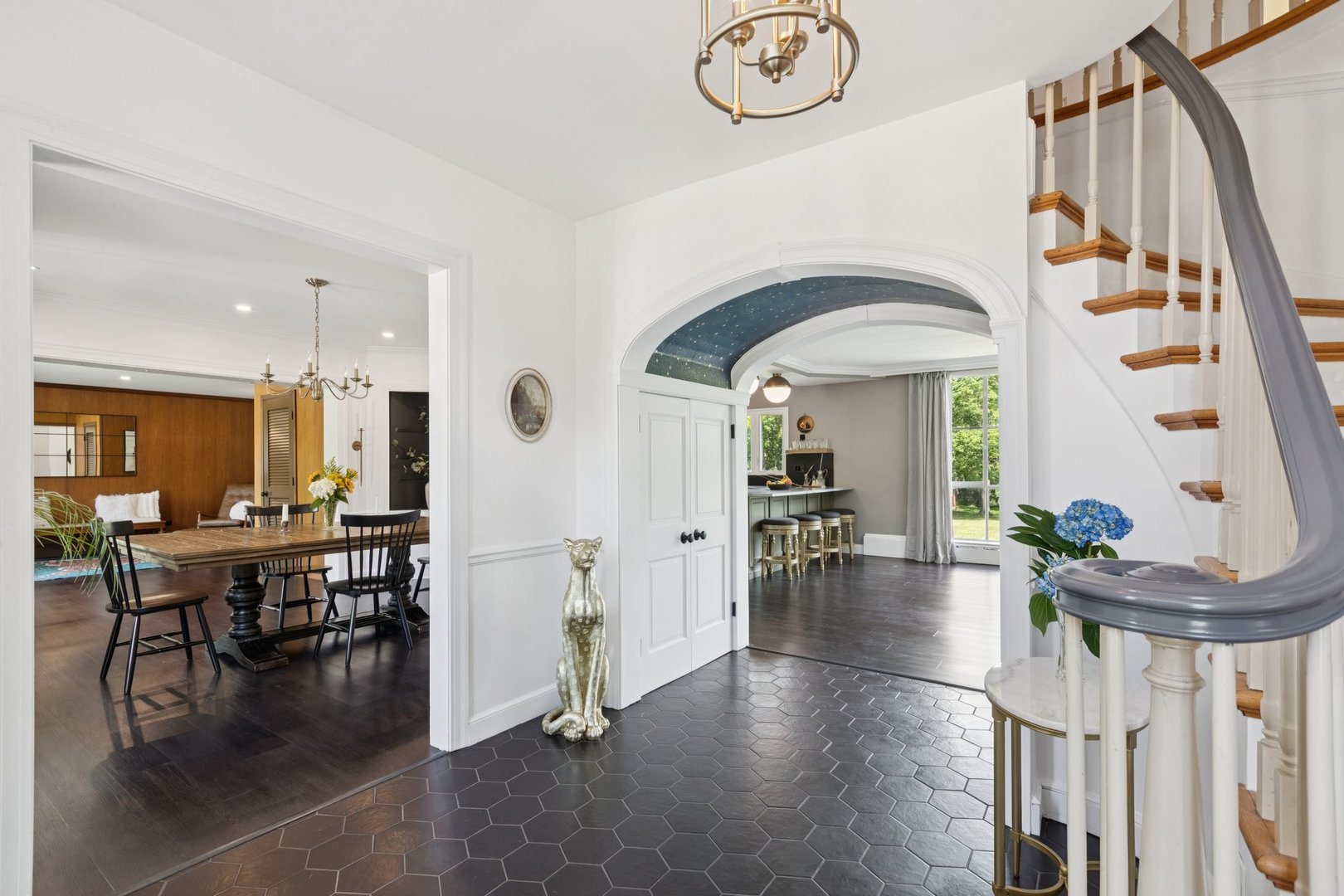 60 Ridge Road