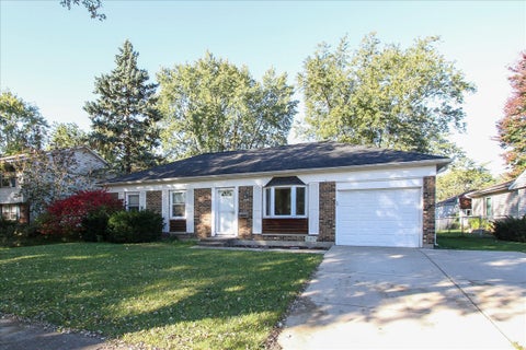 Tiny photo for 1606 Alexander Avenue, Streamwood, IL 60107 (MLS # 12787933)