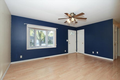Tiny photo for 1606 Alexander Avenue, Streamwood, IL 60107 (MLS # 12787933)