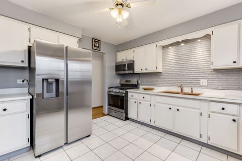 Tiny photo for 6424 163rd Place, Tinley Park, IL 60477 (MLS # 12584150)