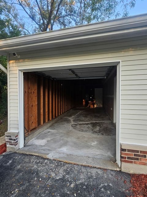 Tiny photo for 17640 Central Park Avenue, Country Club Hills, IL 60478 (MLS # 12474904)