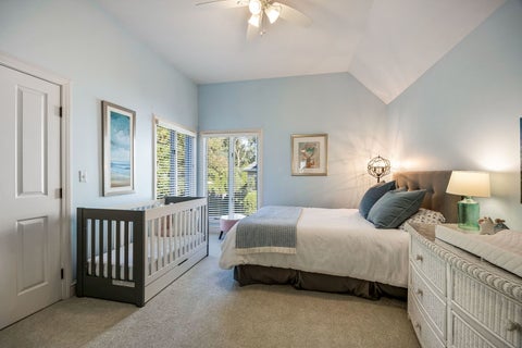 Tiny photo for 5826 Giddings Avenue, Hinsdale, IL 60521 (MLS # 12788241)