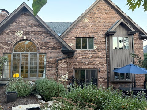 Tiny photo for 5826 Giddings Avenue, Hinsdale, IL 60521 (MLS # 12788241)