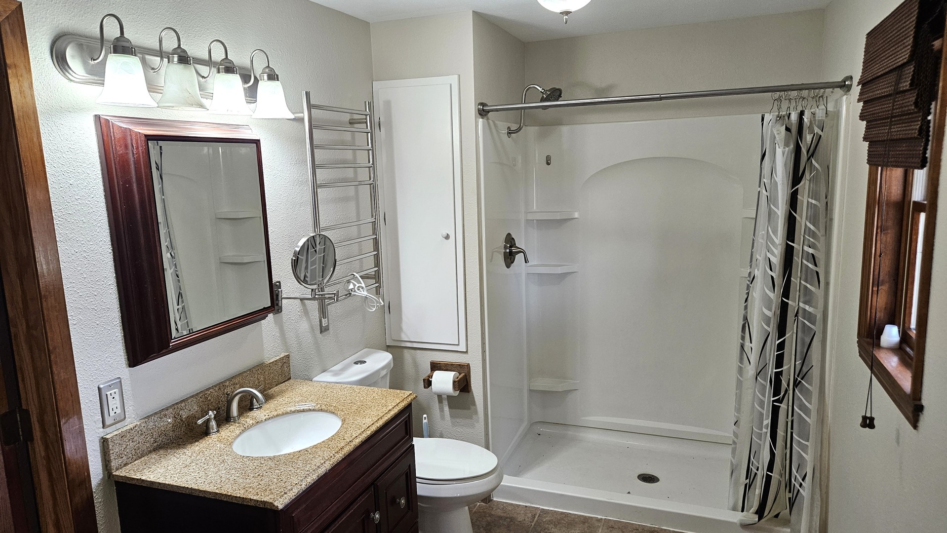 Seward, Illinois 61077, United States, 4 Bedrooms Bedrooms, ,2 BathroomsBathrooms,Residential,Active,226827