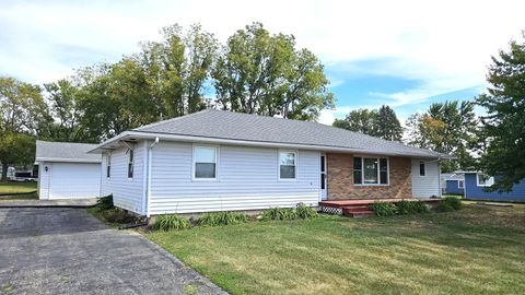 2946 Locust Street Seward IL 61077