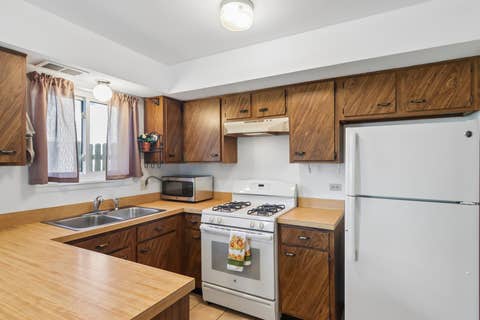 Tiny photo for 45 Willow Circle, Cary, IL 60013 (MLS # 12736094)