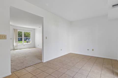 Tiny photo for 45 Willow Circle, Cary, IL 60013 (MLS # 12736094)