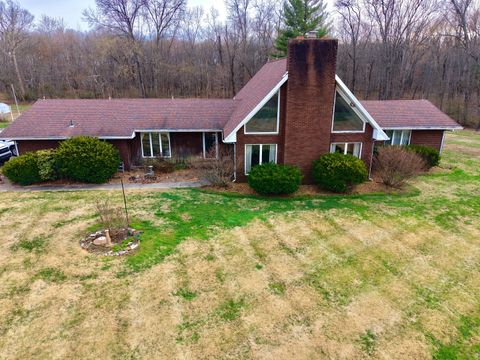 Tiny photo for 1022 Grouse Lane, Louisville, IL 62858 (MLS # 12593382)