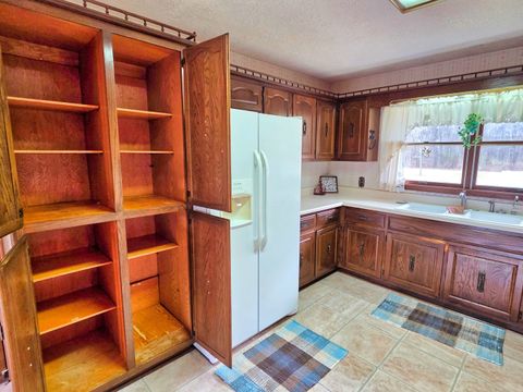 Tiny photo for 1022 Grouse Lane, Louisville, IL 62858 (MLS # 12593382)