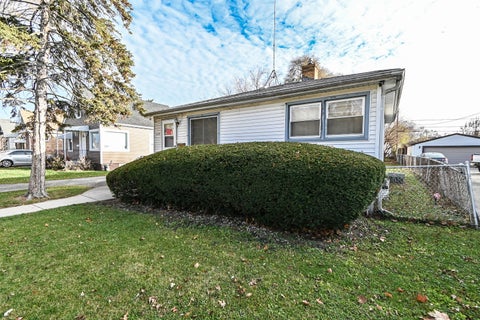Tiny photo for 629 S Fulton Avenue, Waukegan, IL 60085 (MLS # 12726522)