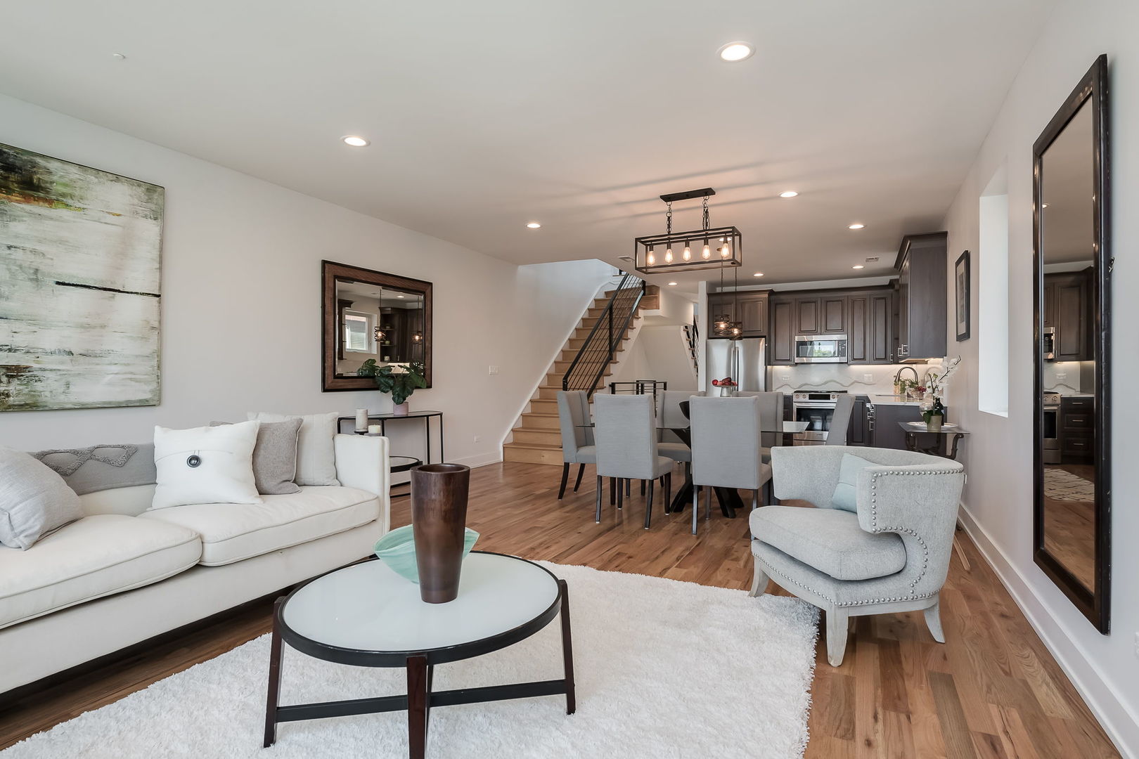 1415 W WALTON Street 3
