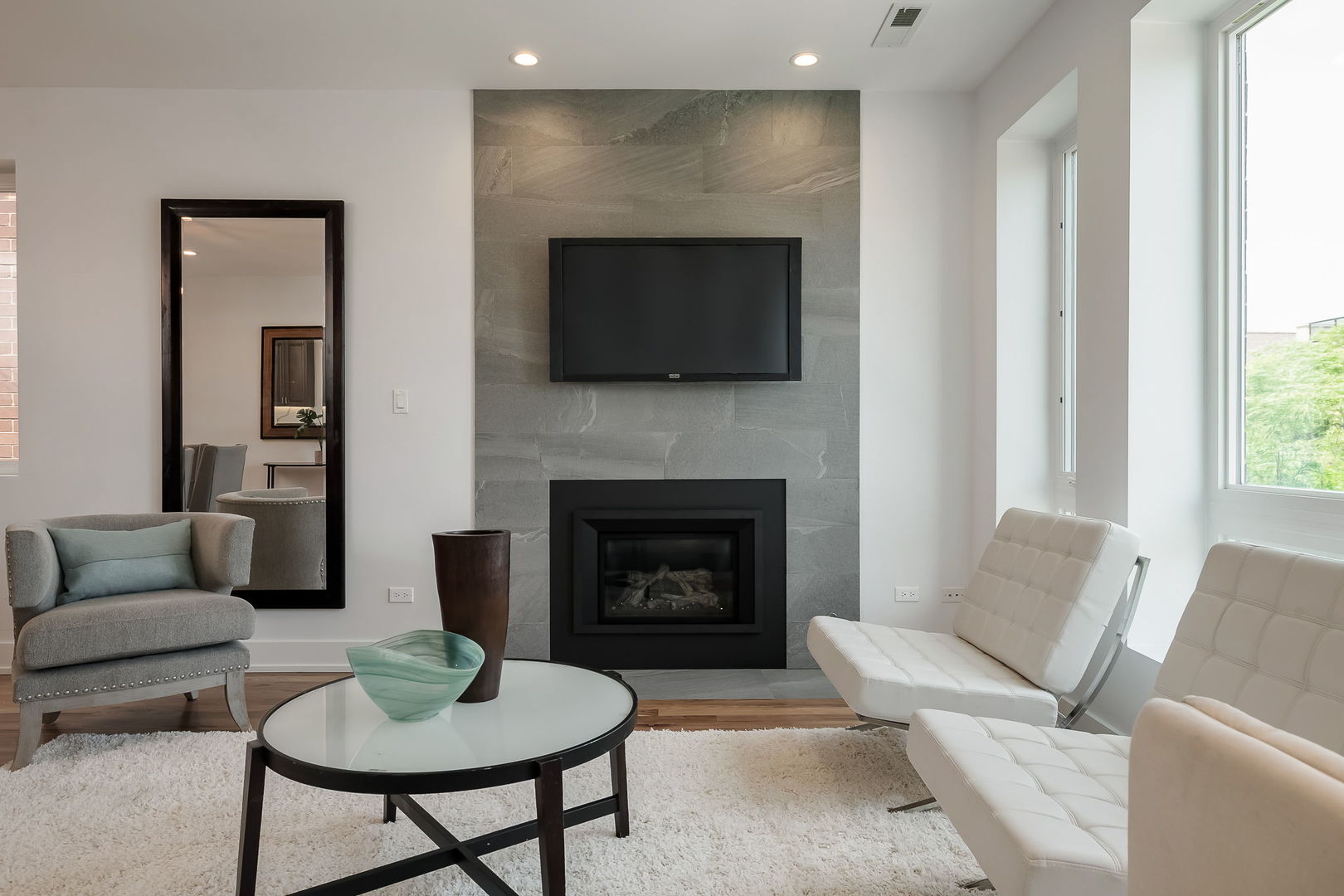 1415 W WALTON Street 3
