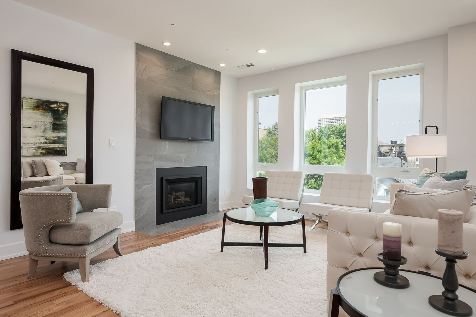 1415 W WALTON Street 3