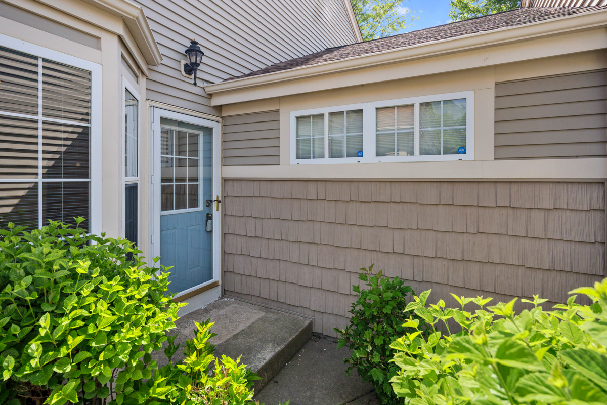 773 Village Circle