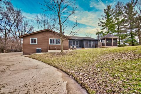 Tiny photo for 6N060 Virginia Road, Roselle, IL 60172 (MLS # 12570718)