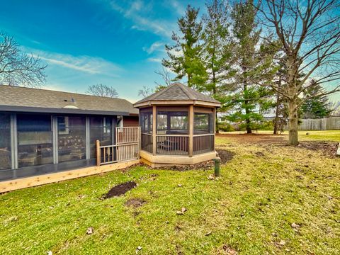 Tiny photo for 6N060 Virginia Road, Roselle, IL 60172 (MLS # 12570718)