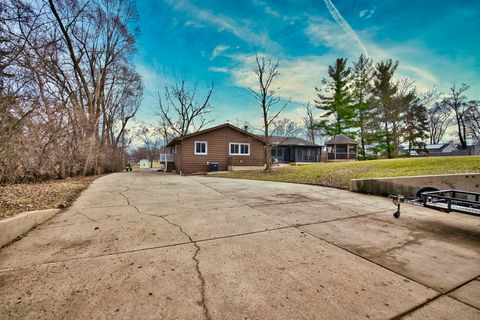 Tiny photo for 6N060 Virginia Road, Roselle, IL 60172 (MLS # 12570718)