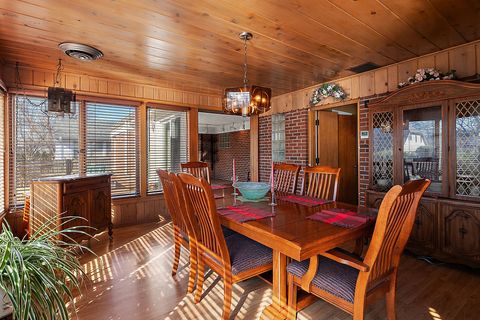 Tiny photo for 1750 Potter Road, Park Ridge, IL 60068 (MLS # 12603458)