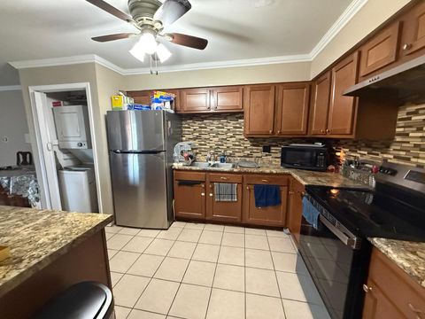 Tiny photo for 139 W Elk Trail #239, Carol Stream, IL 60188 (MLS # 12589905)