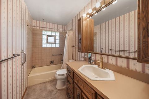 Tiny photo for 1312 Royal Drive, Montgomery, IL 60538 (MLS # 12625152)