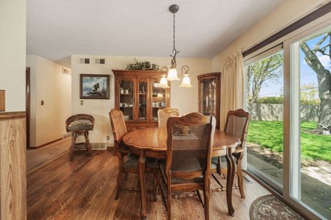 Tiny photo for 1312 Royal Drive, Montgomery, IL 60538 (MLS # 12625152)