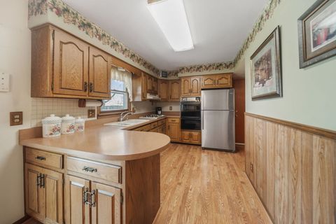 Tiny photo for 1312 Royal Drive, Montgomery, IL 60538 (MLS # 12625152)
