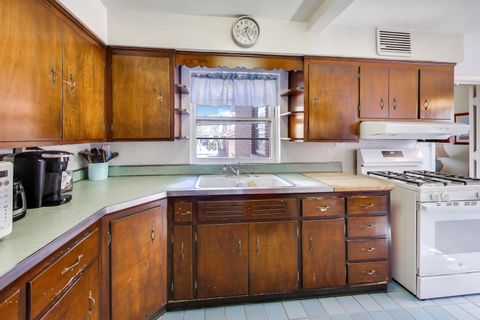 Tiny photo for 1507 Clinton Place, River Forest, IL 60305 (MLS # 12571027)