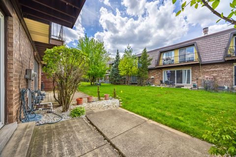 Tiny photo for 19 Cour Madeleine, Palos Hills, IL 60465 (MLS # 12631623)