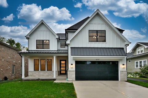 Photo of 624 W Belden Avenue, Elmhurst, IL 60126 (MLS # 12714282)