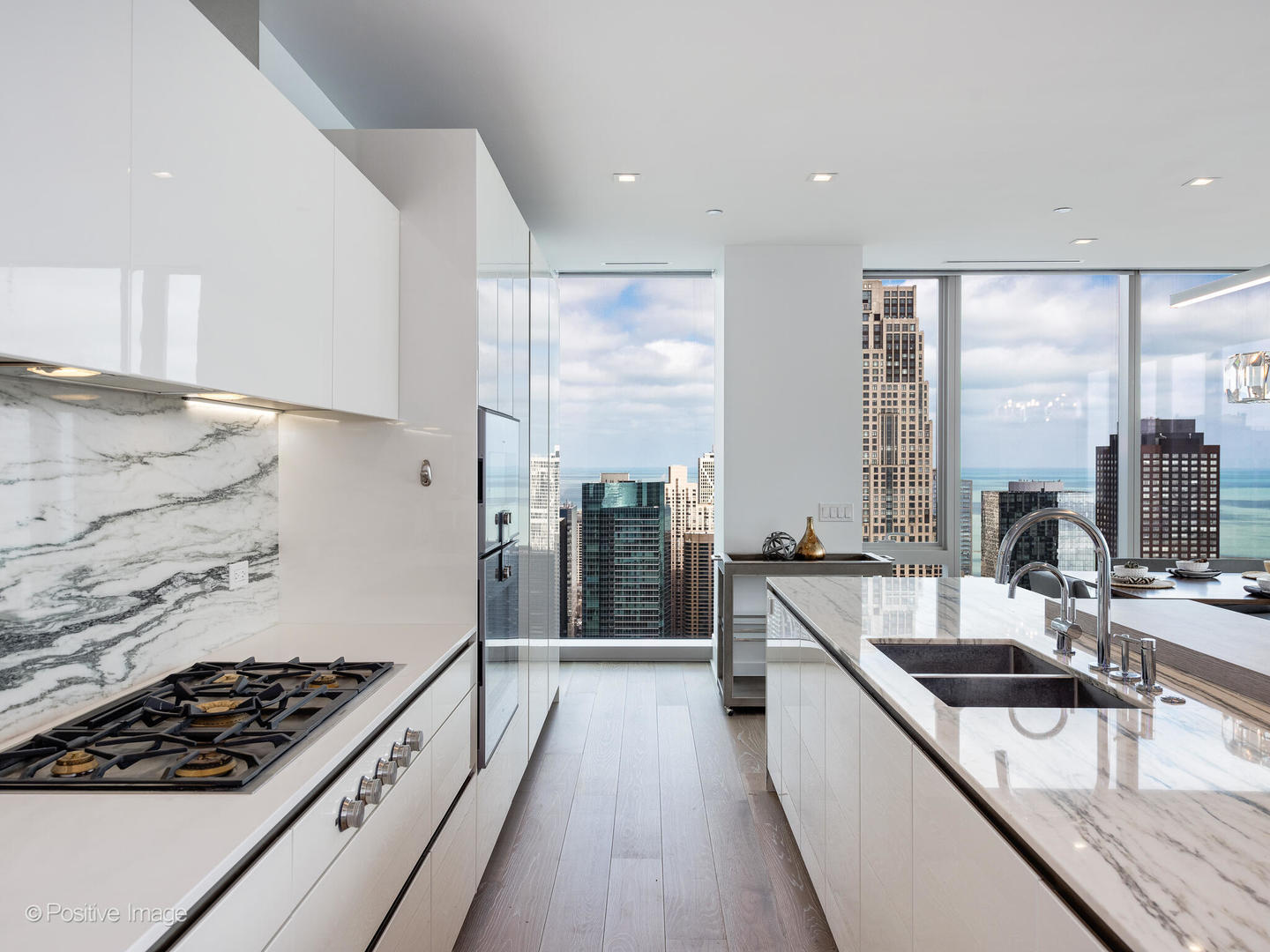 363 E Wacker Drive 4208