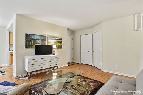 Tiny photo for 1152 N Red Oak Circle #1, Round Lake Beach, IL 60073 (MLS # 12635340)