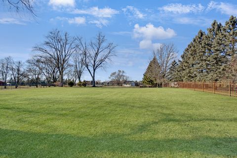 Tiny photo for 14000 108th Avenue, Orland Park, IL 60467 (MLS # 12545269)