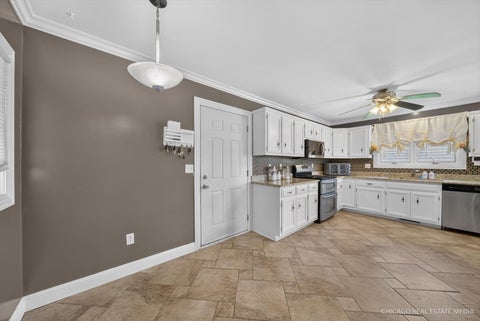 Tiny photo for 330 W Amie Avenue, Hinckley, IL 60520 (MLS # 12686564)
