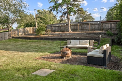 Tiny photo for 248 E Schick Road, Bloomingdale, IL 60108 (MLS # 12756962)
