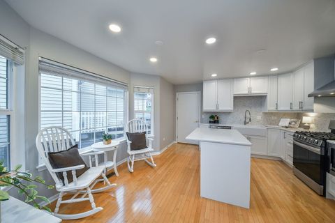 Tiny photo for 350 Normandie Drive, Sugar Grove, IL 60554 (MLS # 12607100)
