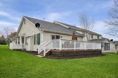 Tiny photo for 350 Normandie Drive, Sugar Grove, IL 60554 (MLS # 12607100)