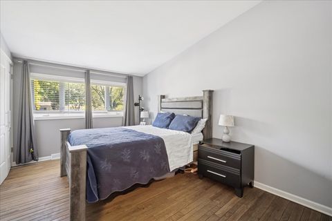 Tiny photo for 711 Carriage Hill Drive, Glenview, IL 60025 (MLS # 12512397)