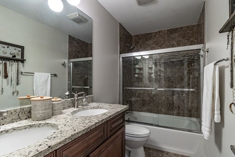 Tiny photo for 6 S DEERPATH Drive, Vernon Hills, IL 60061 (MLS # 12737015)