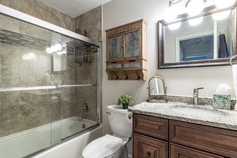 Tiny photo for 6 S DEERPATH Drive, Vernon Hills, IL 60061 (MLS # 12737015)