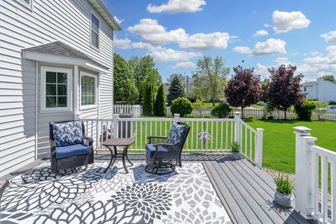 Tiny photo for 2 Bandecon Way, Bloomington, IL 61704 (MLS # 12632510)