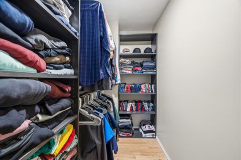 Tiny photo for 2 Bandecon Way, Bloomington, IL 61704 (MLS # 12632510)