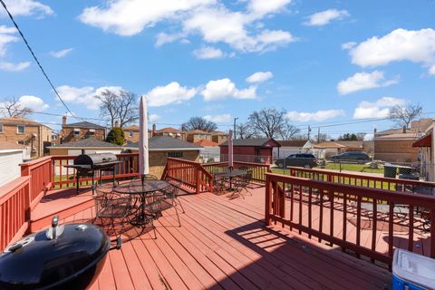 Tiny photo for Bellwood, IL 60104 (MLS # 12604318)