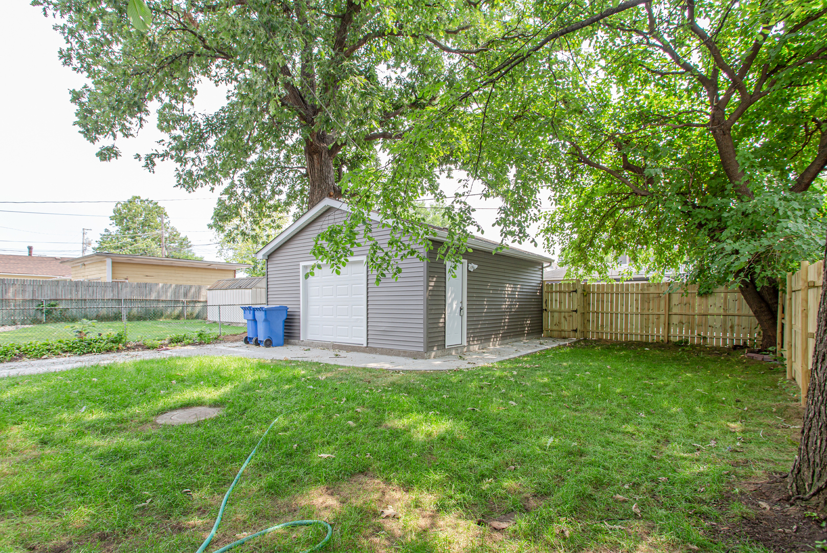 2117 N Mulligan Avenue