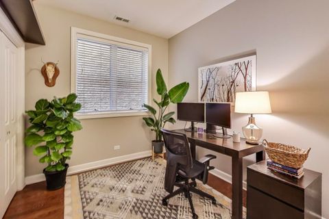 Tiny photo for 911 N Wood Street #2, Chicago, IL 60622 (MLS # 12514685)