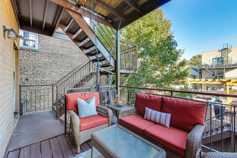 Tiny photo for 911 N Wood Street #2, Chicago, IL 60622 (MLS # 12514685)