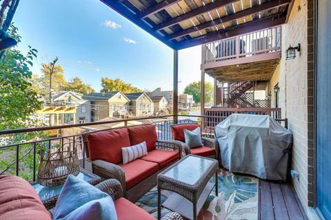 Tiny photo for 911 N Wood Street #2, Chicago, IL 60622 (MLS # 12514685)