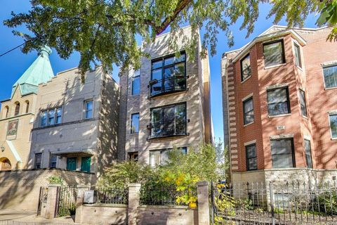Tiny photo for 911 N Wood Street #2, Chicago, IL 60622 (MLS # 12514685)
