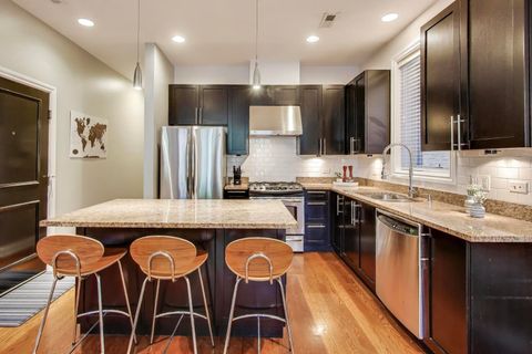 Tiny photo for 911 N Wood Street #2, Chicago, IL 60622 (MLS # 12514685)