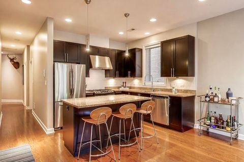 Tiny photo for 911 N Wood Street #2, Chicago, IL 60622 (MLS # 12514685)